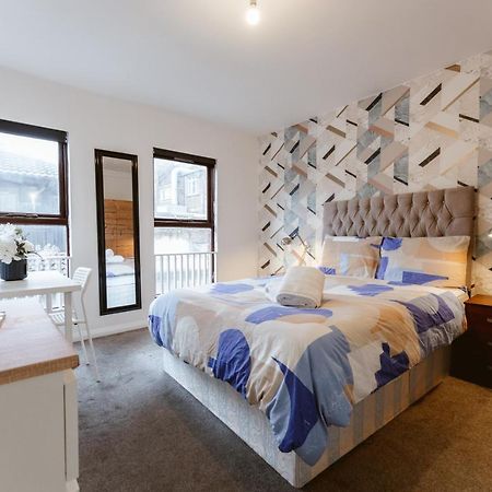 Whitechapel En-Suite Beds To Stay London Exterior photo